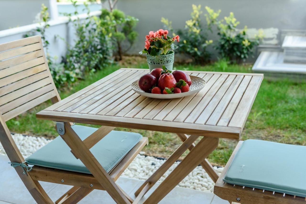 Itaka Studio Apartments - Halkidiki Suites Com Nikiti  Exterior foto